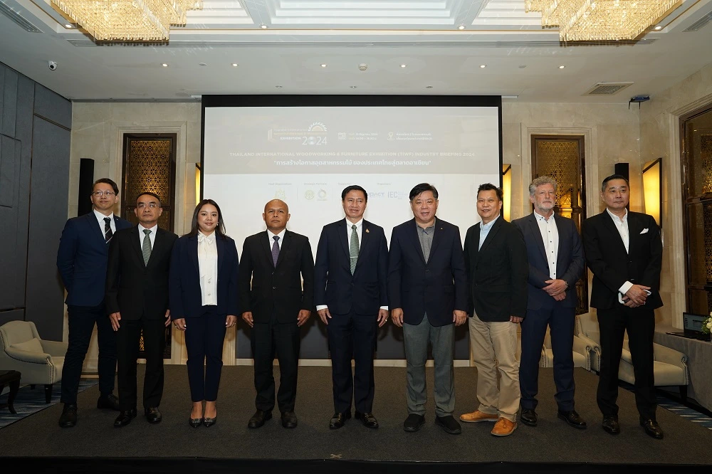 A new international trade exhibition for woodworking and furniture industry in ASEAN, hosted by Thailand’s Ministry of Natural Resources and Environment called Thailand International Woodworking and Furniture Exhibition 2024 (TIWF 2024)